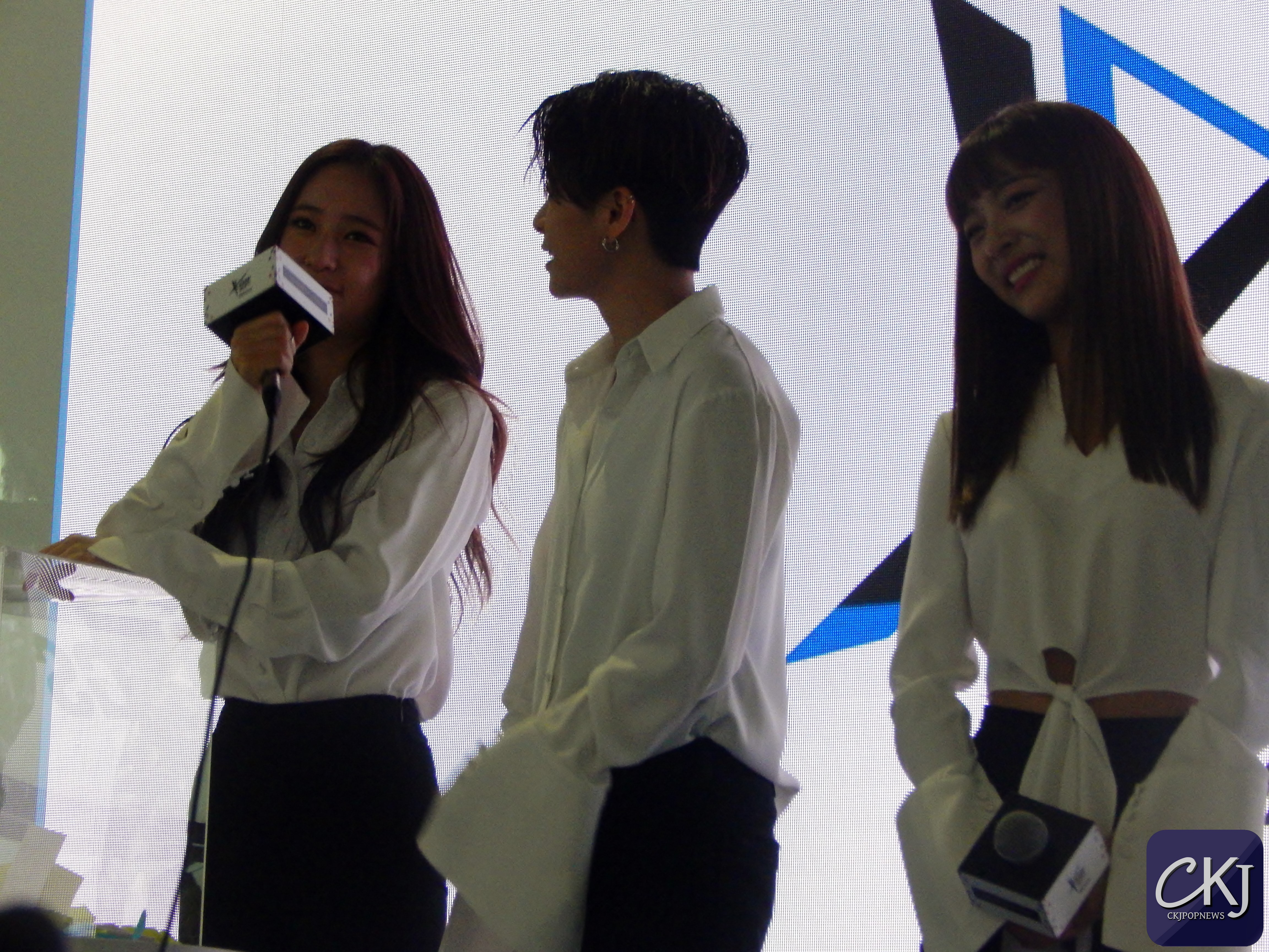 2 juin 2016 - KCON convention Paris - F(x) - amber - luna - krystal