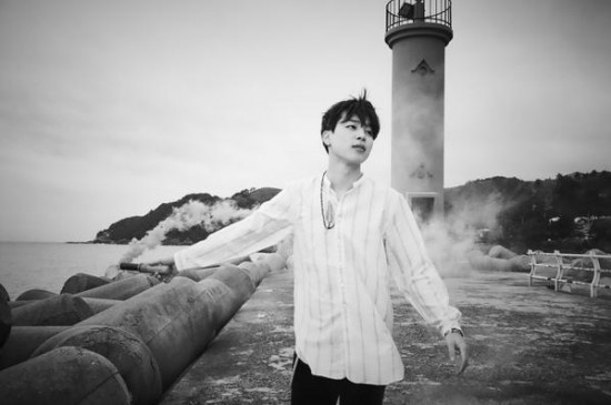 BTS – black&white 11