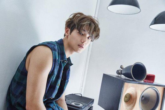 CNBLUE_1441120213_cnblue3