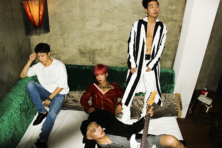 Lou.de Teaser Tonight without you (1-00AM) 2