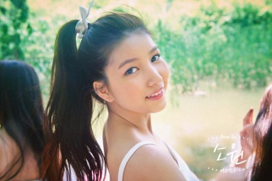 g-friend_1436710136_CJt1x4iUcAAft0e