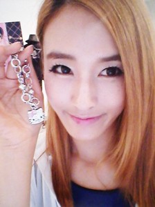 tumblr_lojj8v1KUU1qlytsfo1_400